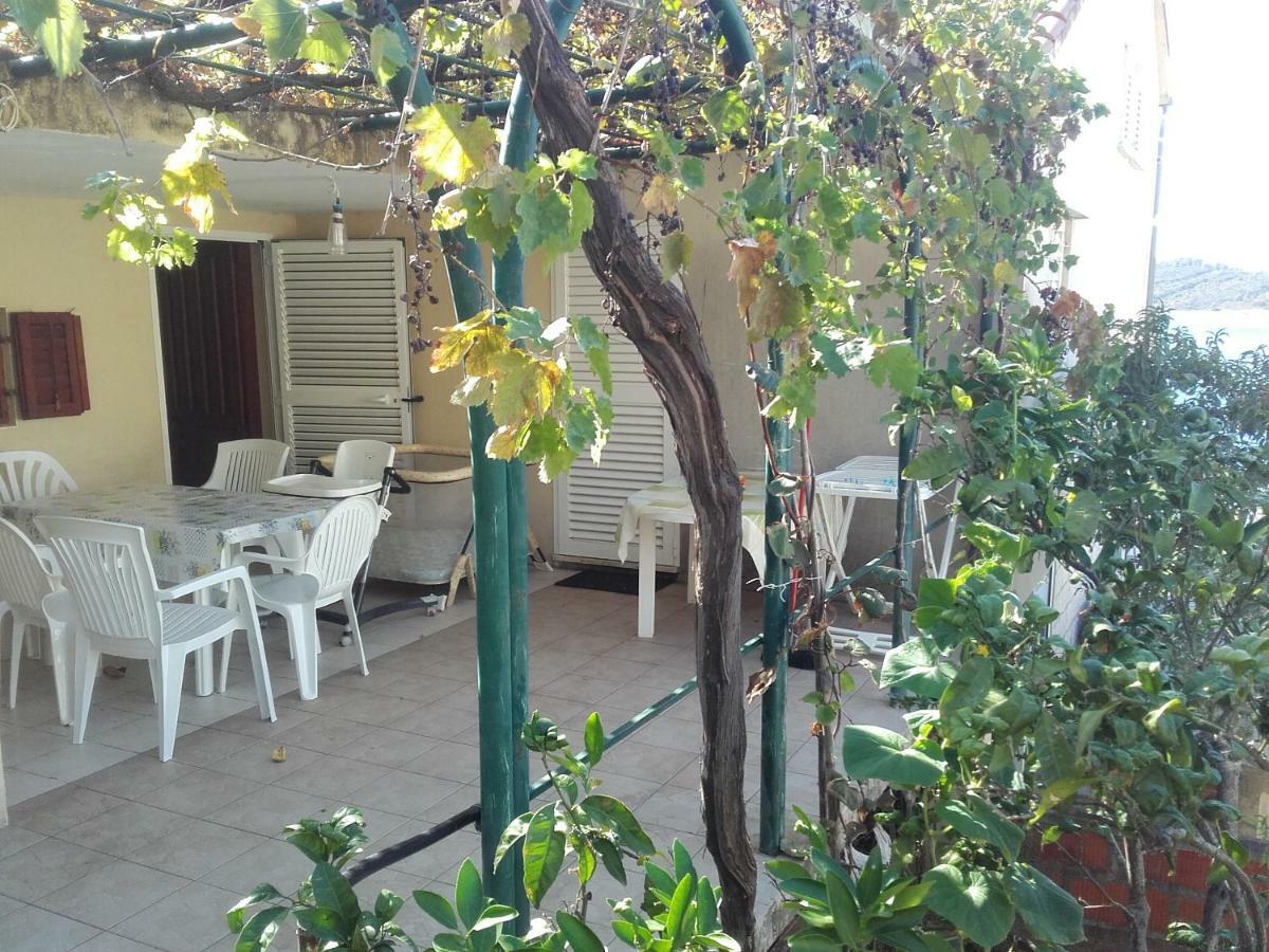 I&J Relaxing Beach Apartments Racisce Exterior photo