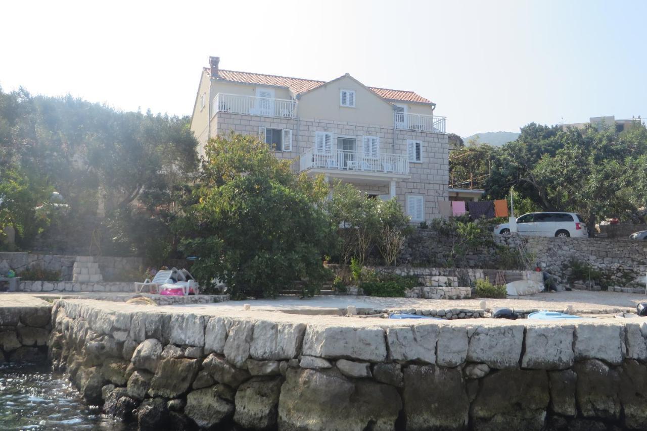 I&J Relaxing Beach Apartments Racisce Exterior photo